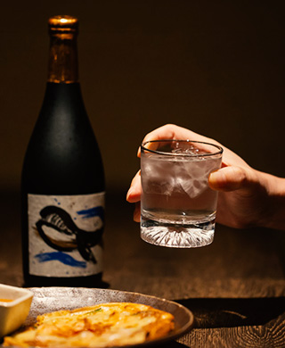 お酒手元
